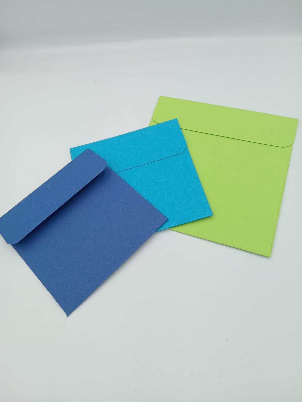 Enveloppe faite main carrée (127x127mm) - salade