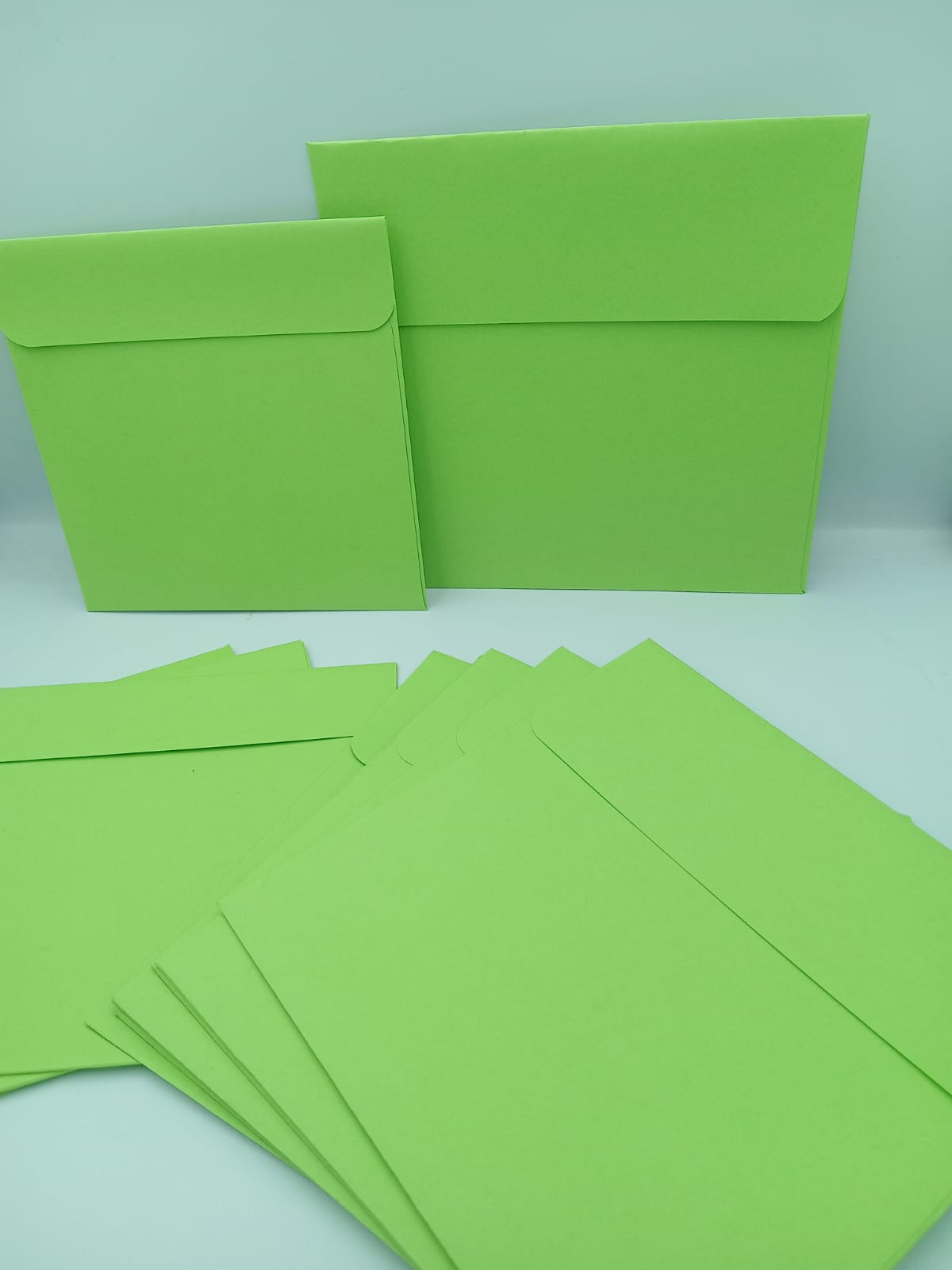 Enveloppe faite main carrée (145x145mm) - salade - AZUVIA